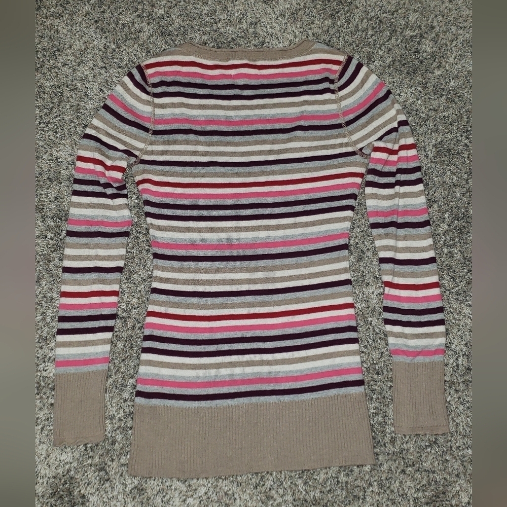 Aeropostale| Vintage V-Neck Top - Picture 5 of 5